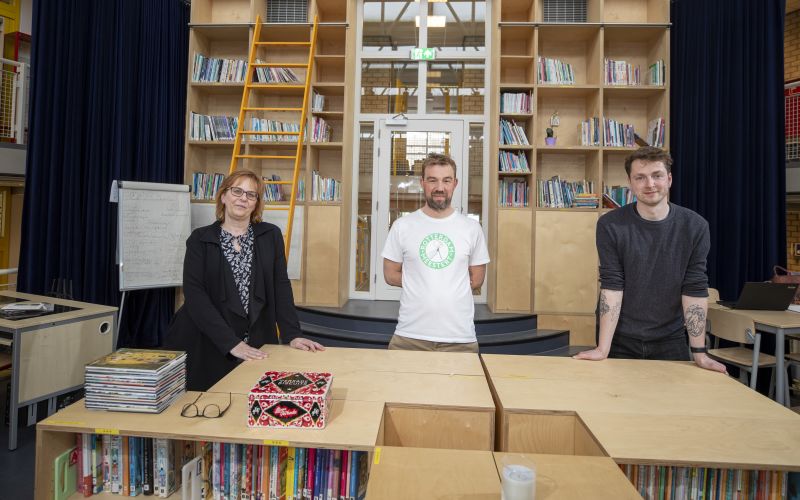 Leraren van OBS De Schalm met Ingrid Roos, Mark van Zoest en Ivar van den Dool