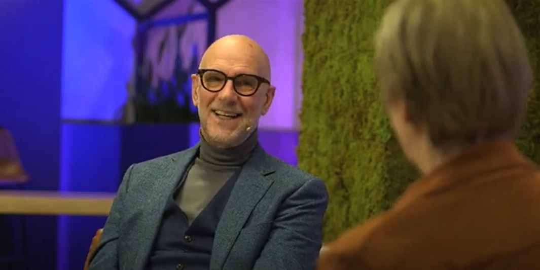 aart bontekoning in gesprek met ellen schaap