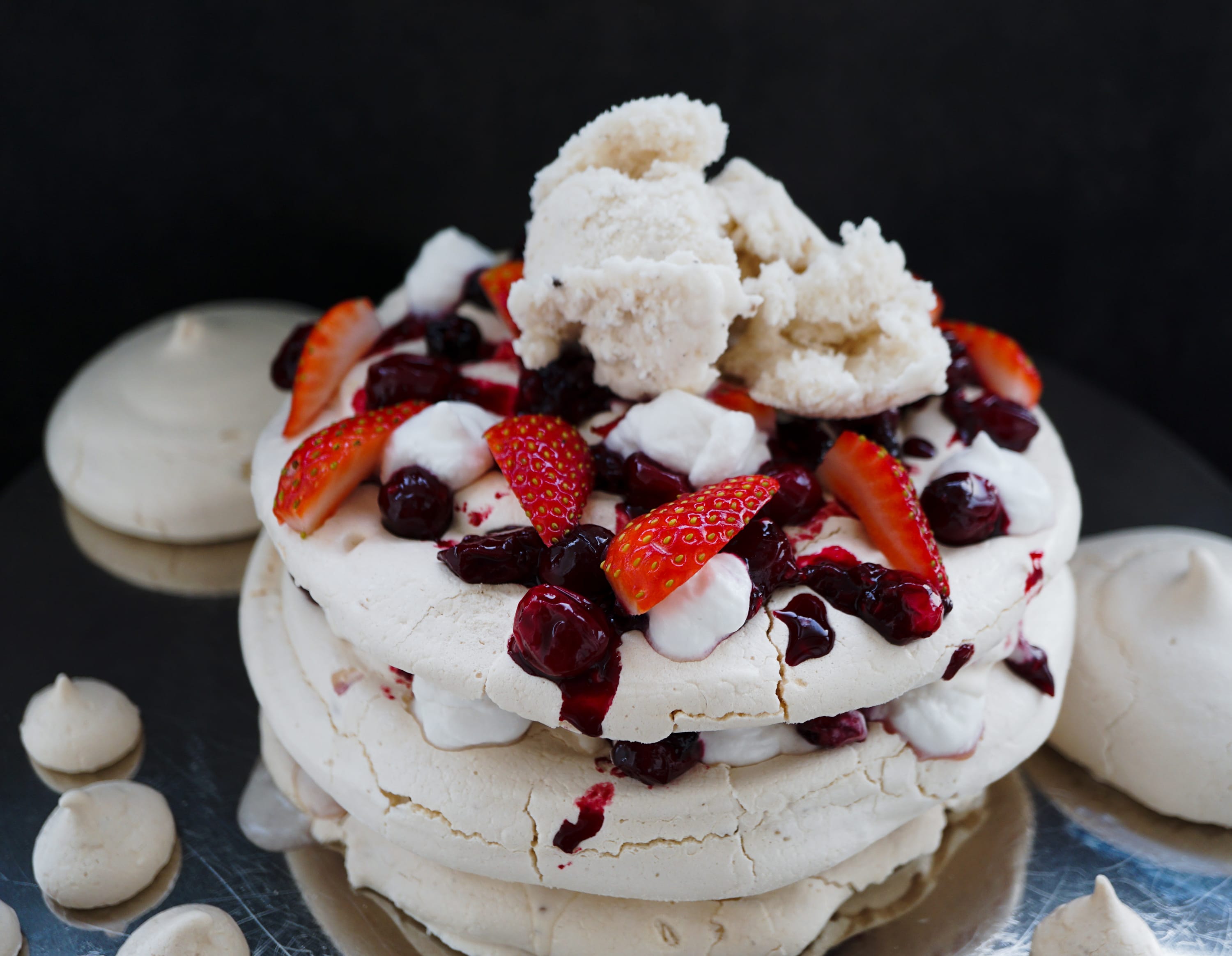 Vegan Pavlova Cake