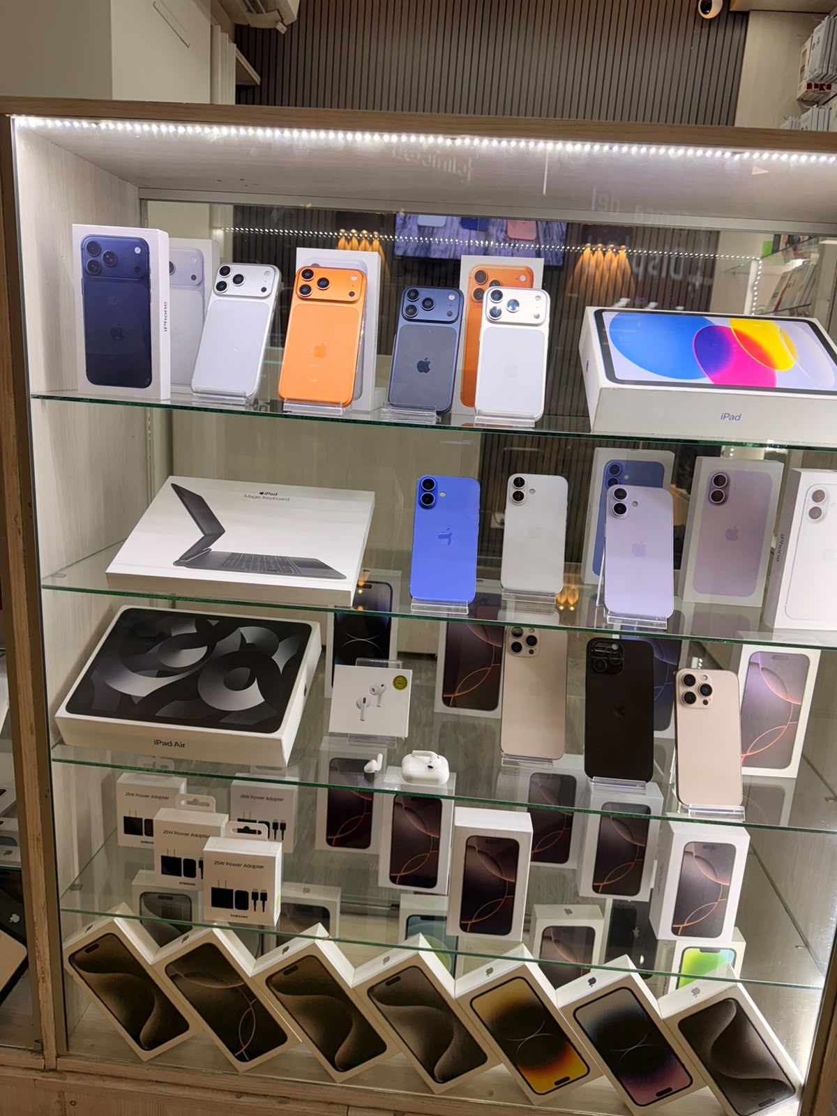 Productos y accesorios disponibles en My Cell Market