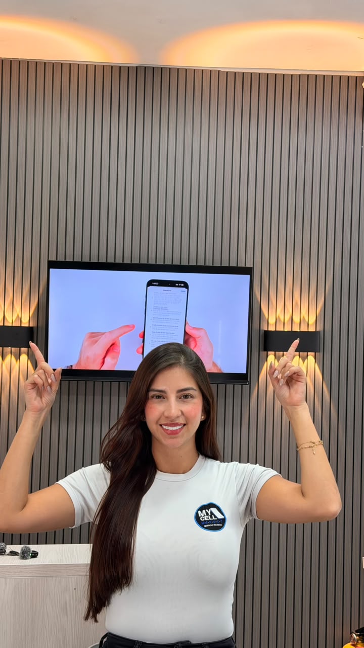 Michelle compartiendo recomendaciones para aprovechar un iPhone