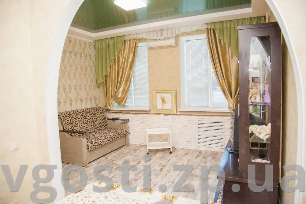 Зняти квартиру вул. 12 Квітня 15