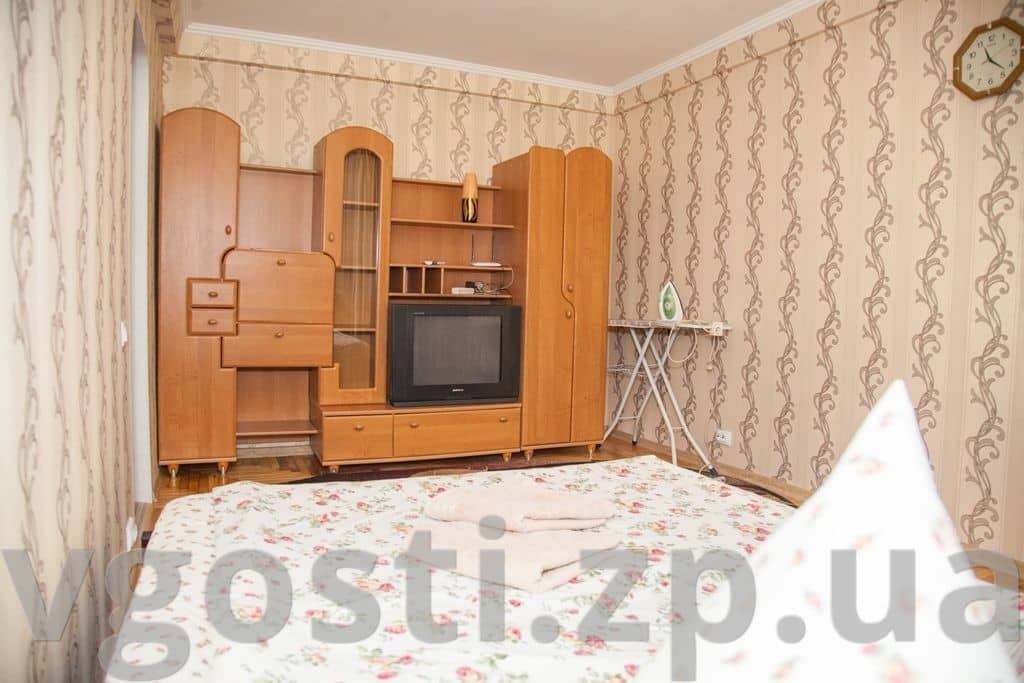 Снять квартиру ул. Украинская 34