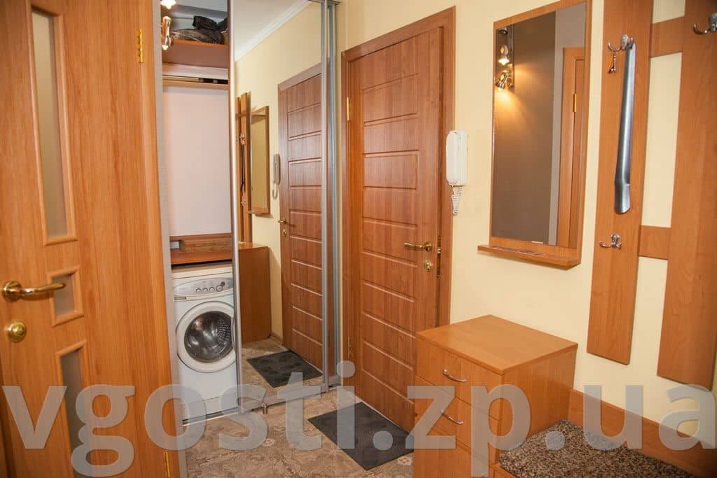 Снять квартиру ул. Украинская 34