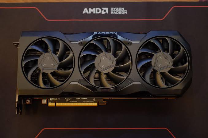 AMD Radeon RX 7900 XTX Reference Card 24GB