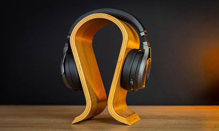 Corsair Virtuoso RGB Wireless XT Hi-Fi Headset