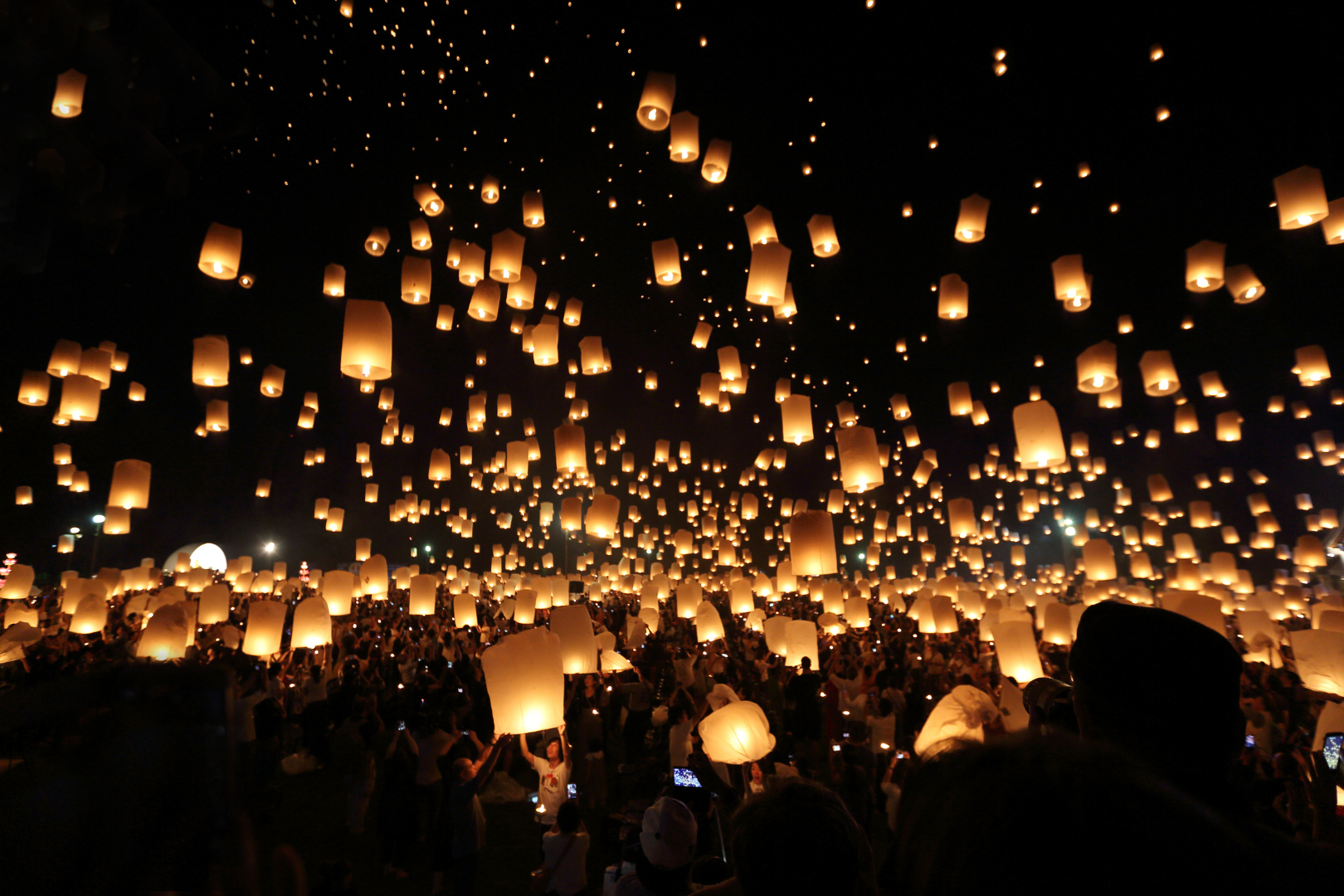 TAILANDIA - FESTIVAL DE LAS LUCES image