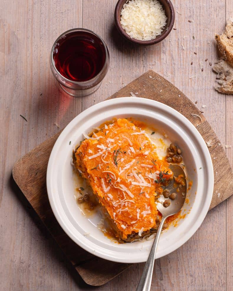 Pastel de calabaza con base de lentejas, rico en fibra y potasio