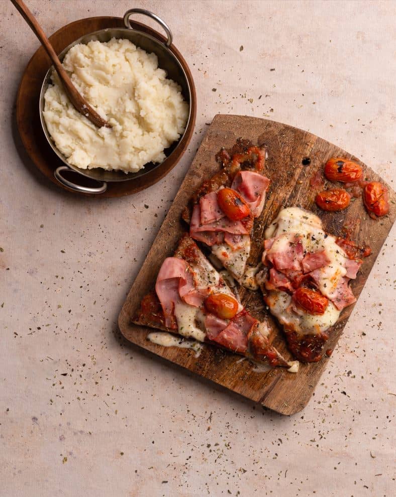 Matambre a la pizza con puré de papa