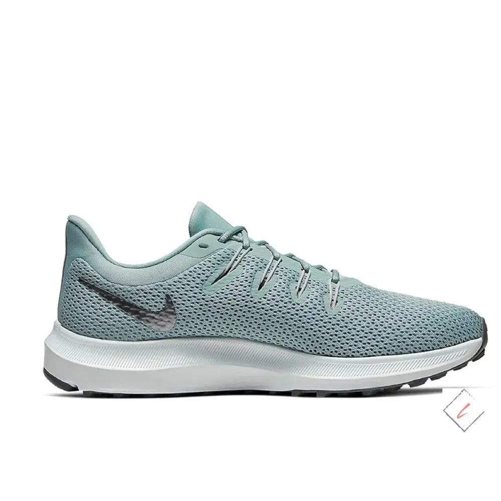 Foto Nike Quest 2