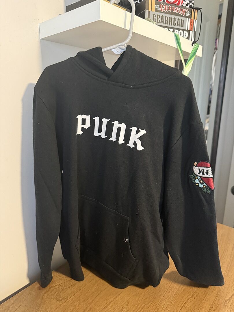 Customer photo 4