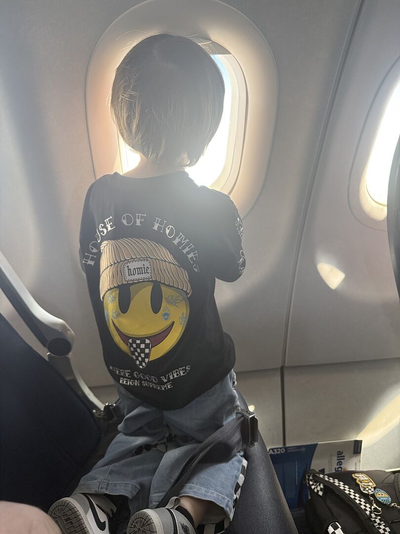 Customer photo 4