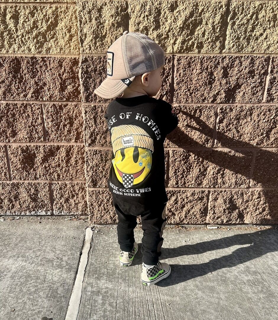 Customer photo 7