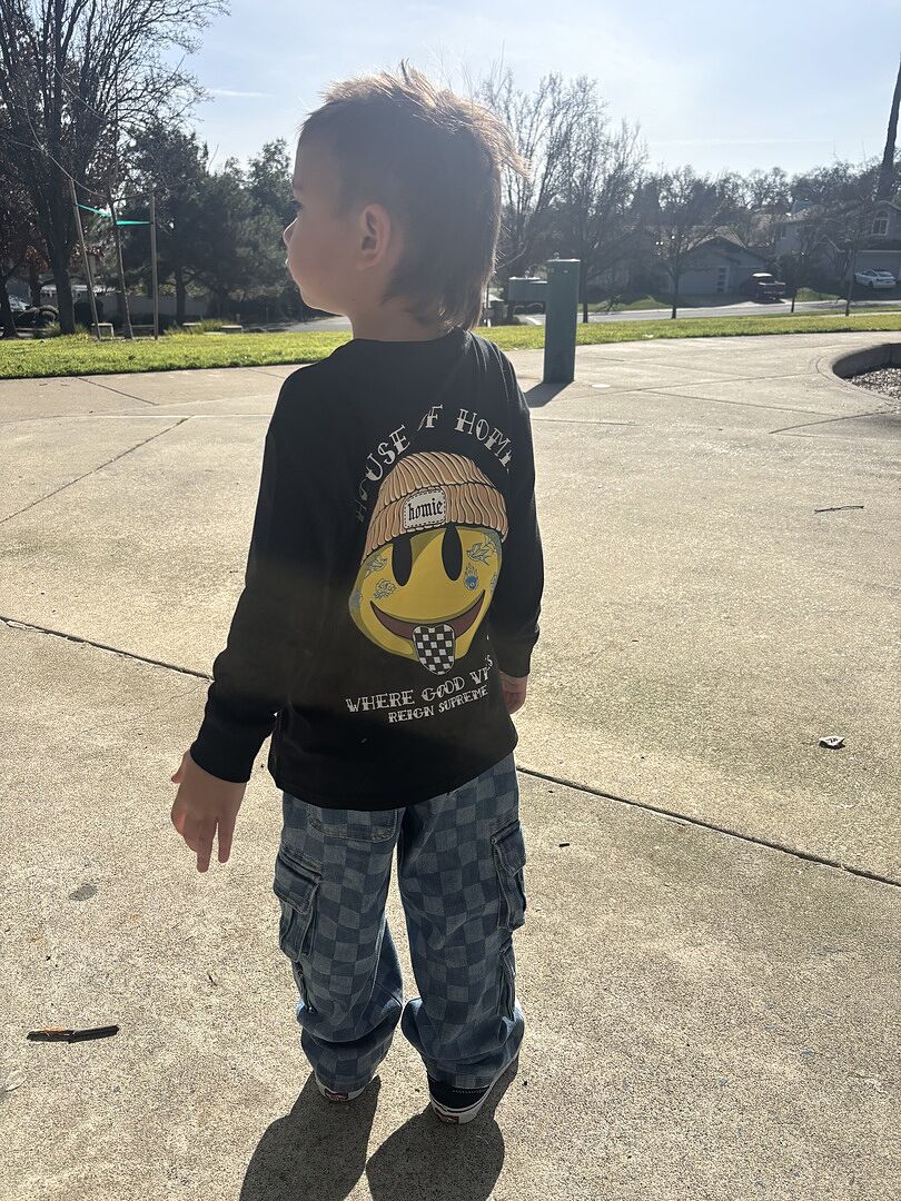Customer photo 9