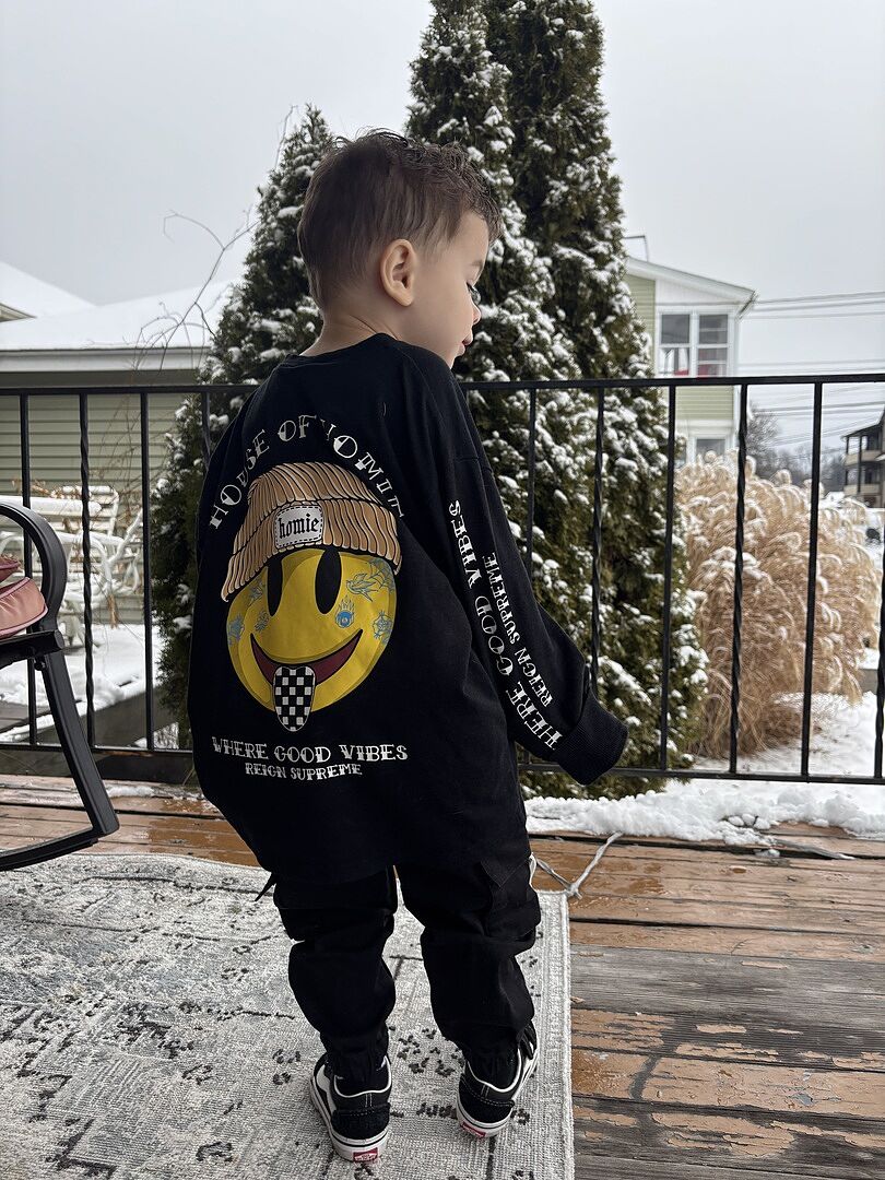 Customer photo 13