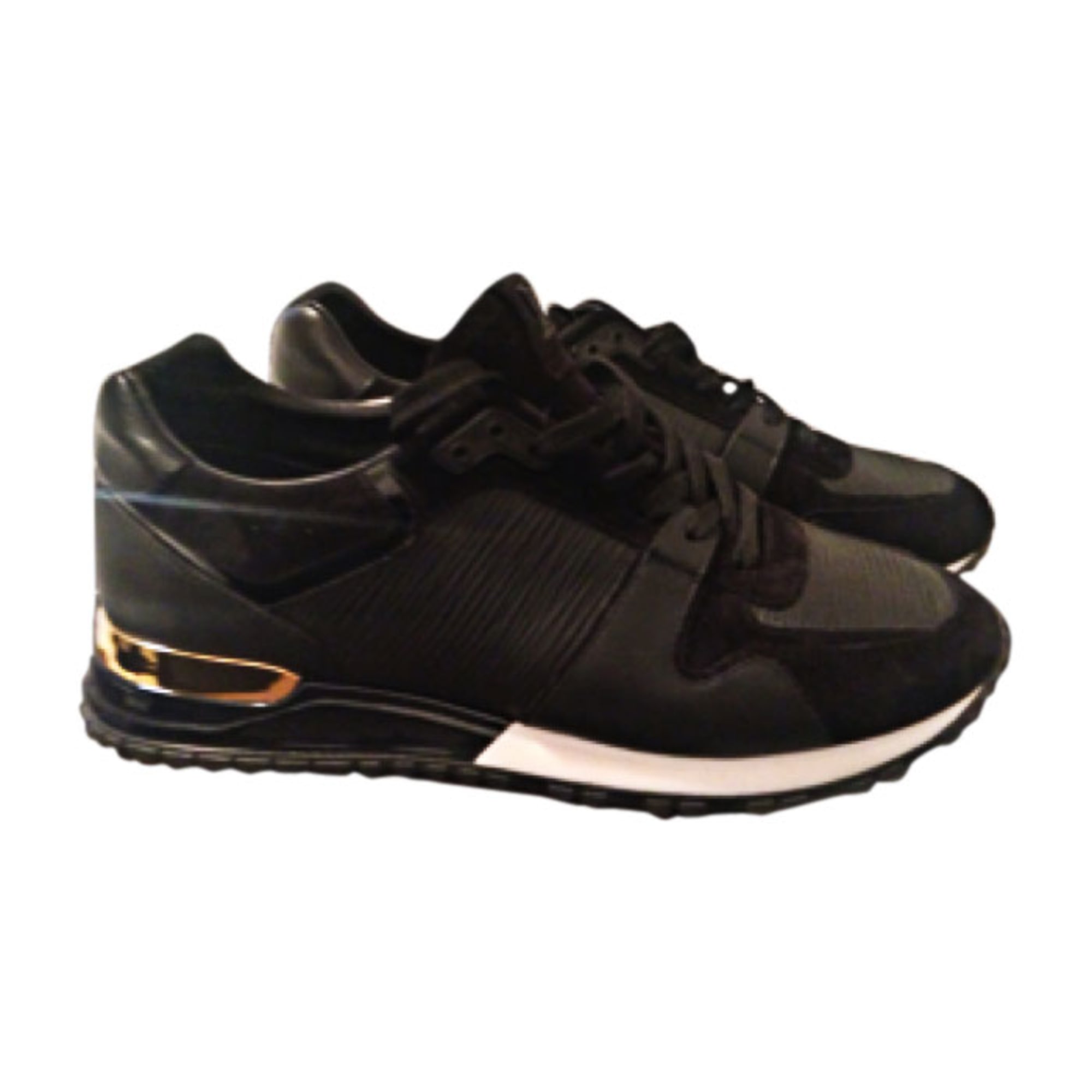 Rullesten Poleret Oversætte Run Away Sneaker Men Shoes LOUIS VUITTON ® | xn--90absbknhbvge.xn--p1ai:443