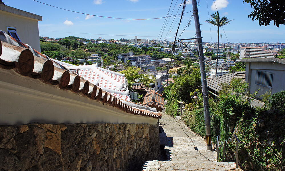 Shurikinjo-cho stone paved road Image1