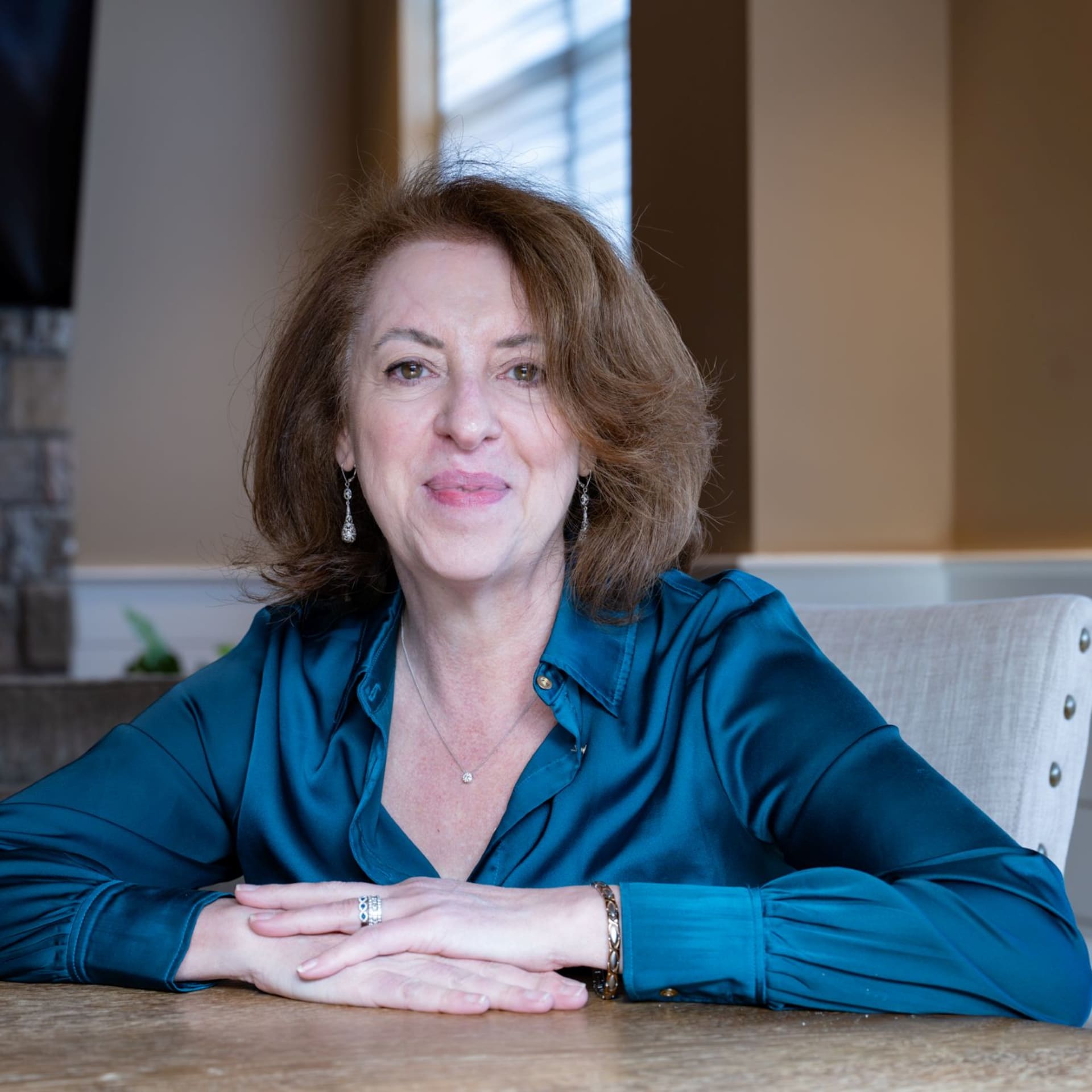 Linda H.