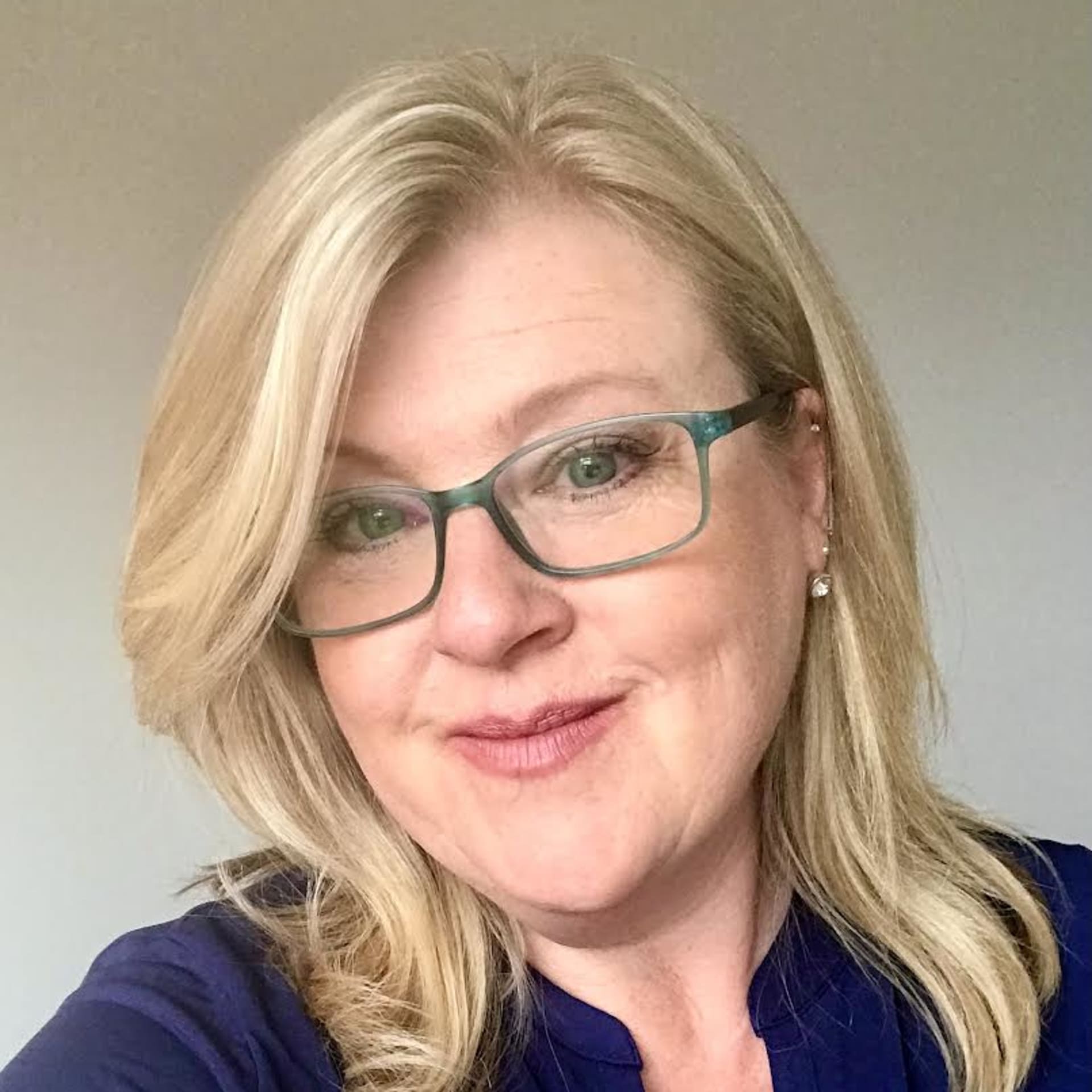 Leanne B. profile image
