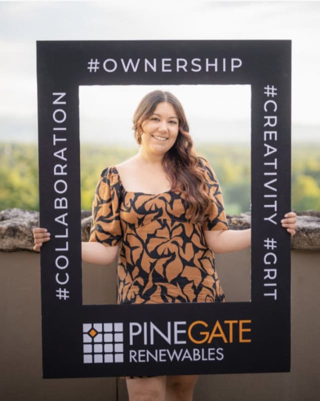 Jenny F Fractional Recruiter profile image