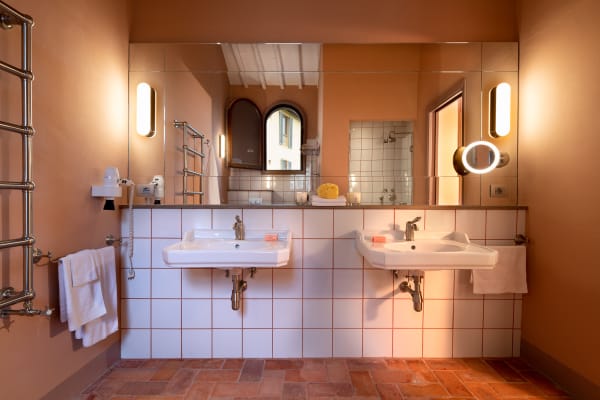 Garden Suite 4