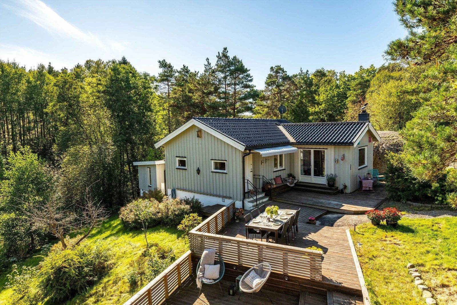 Nordic Nest Retreat image image of Nordic Nest Retreat