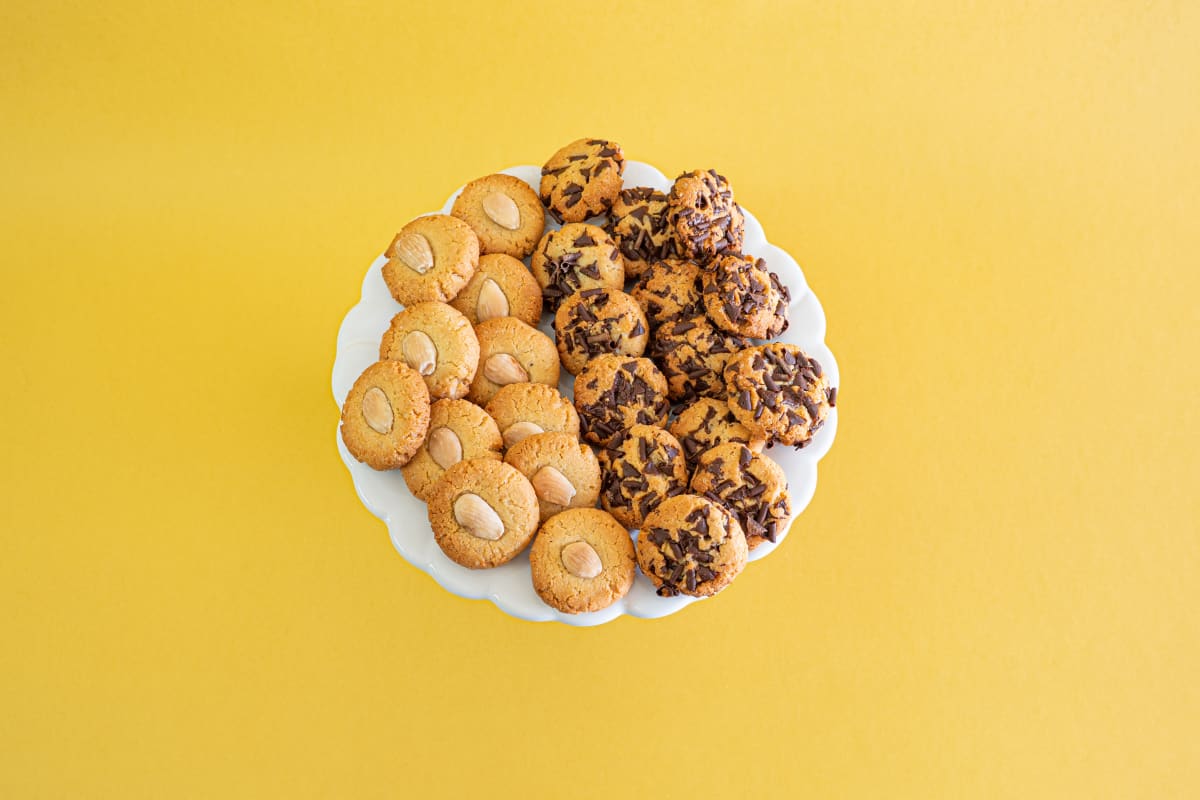 Photo of the recipe Simple Almond Cookies and Chocolate Almond Cookies