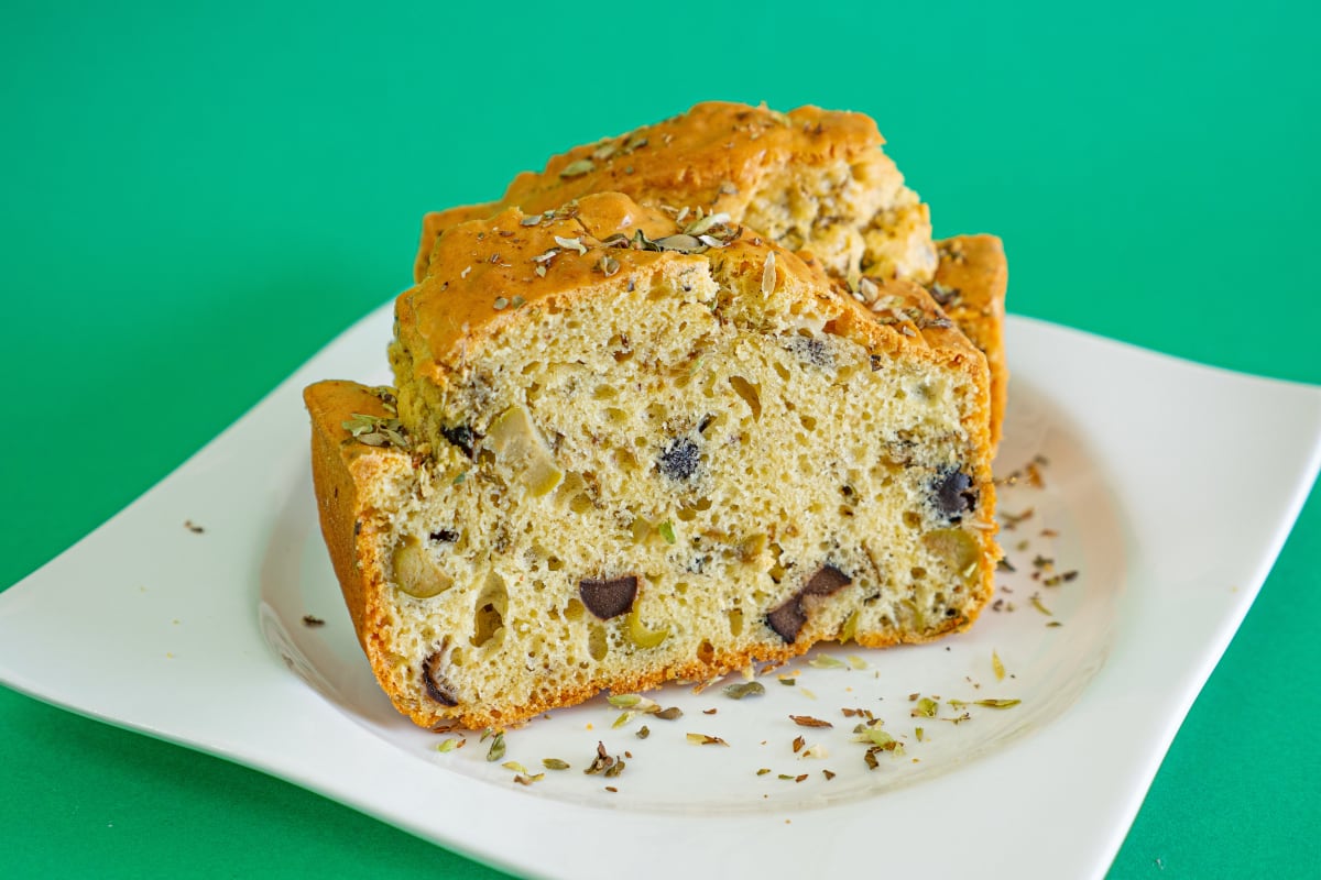 Photo of the recipe Olive and Oregano Cake