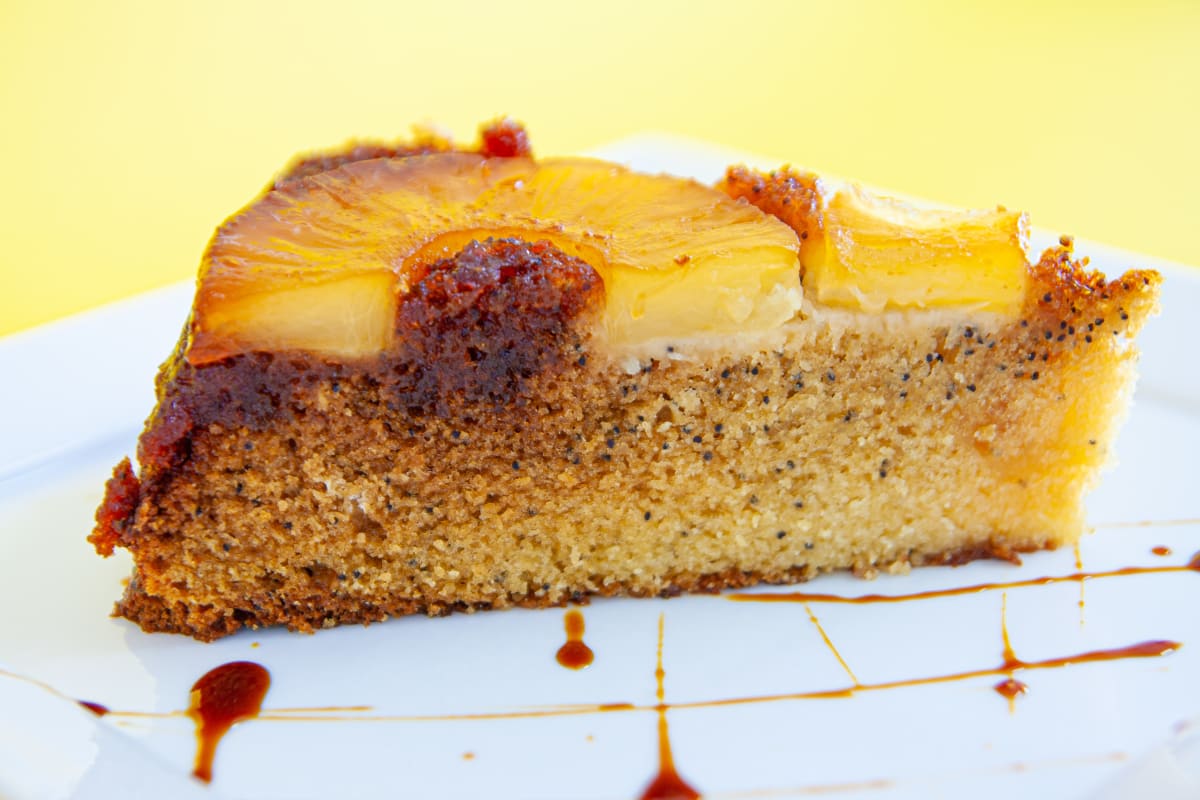 Photo of the recipe Caramelized Pineapple Cake with Poppy Seeds