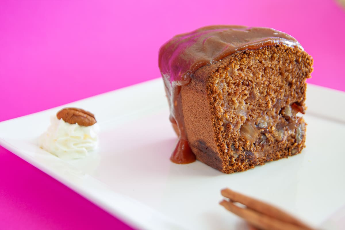 Photo of the recipe Apple Cake with Pecan Nuts and Caramel