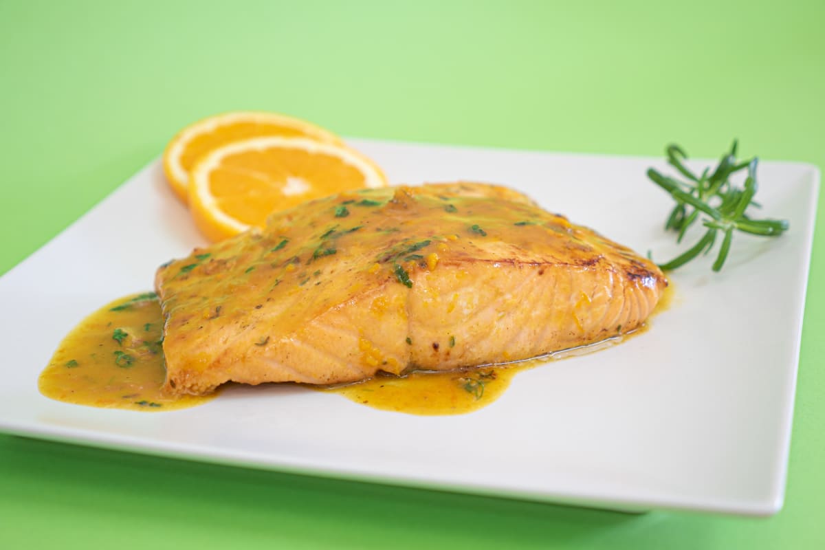 Photo of the recipe Salmon with Orange Sauce and Aromatic Herbs