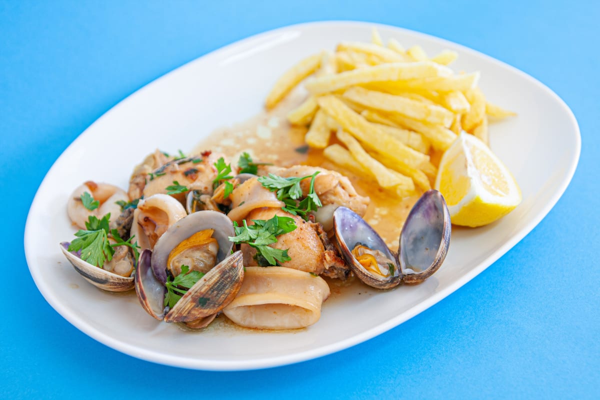 Photo of the recipe Fried Chicken with Squid and Clams