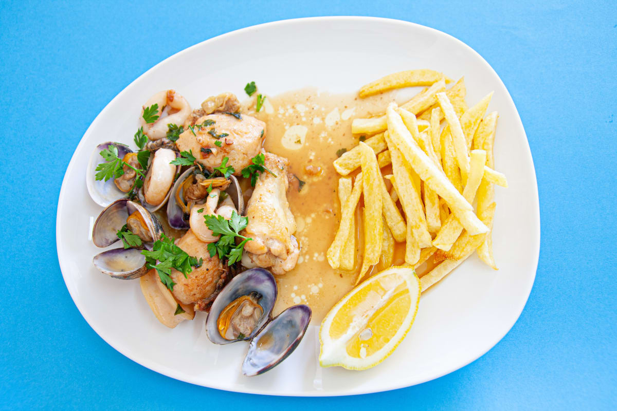 Photo of the recipe Fried Chicken with Squid and Clams