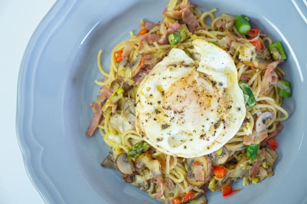 Photo 2 of the recipe Sautéed Spaghetti with Vegetables and Bacon