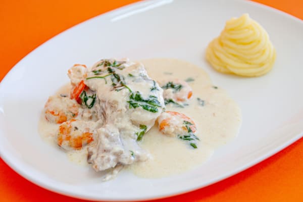 Photo 2 of the recipe Monkfish with Shrimp and Cilantro Sauce