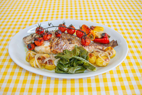 Photo 3 of the recipe Oven-Roasted Gilt-head Bream with Mini Peppers