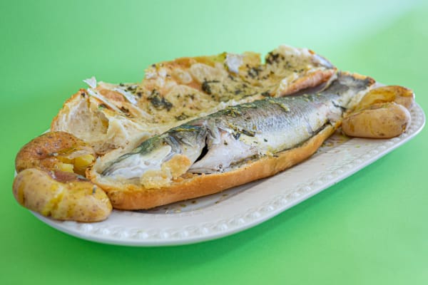 Photo of the recipe Baked Sea Bass in Bread