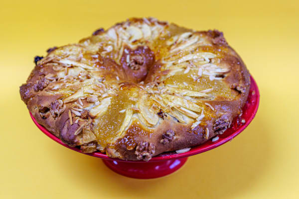 Photo 1 of the recipe Apple Queen Crown Cake