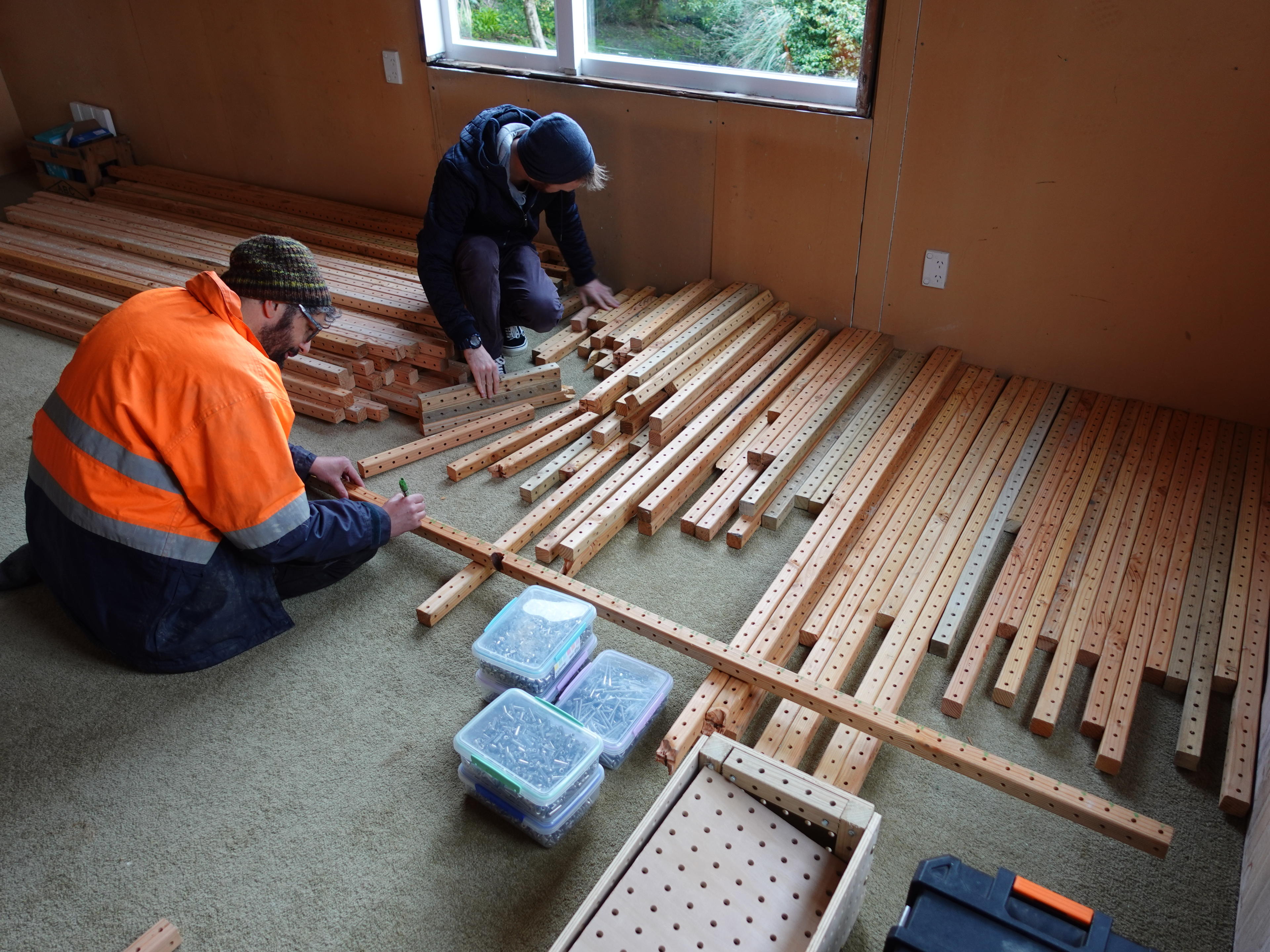 Counting and marking grid beams before cutting