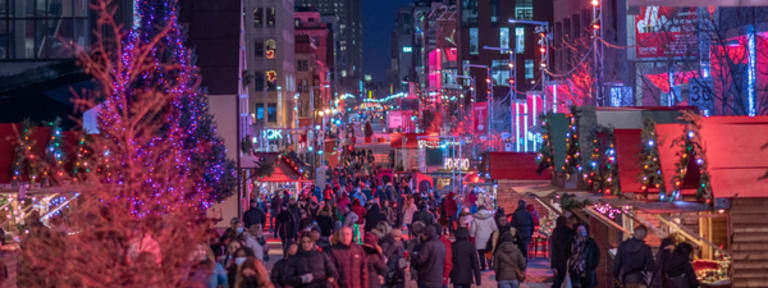 Grand Marché de Noel sur la rue Sainte-Catherine Ouest