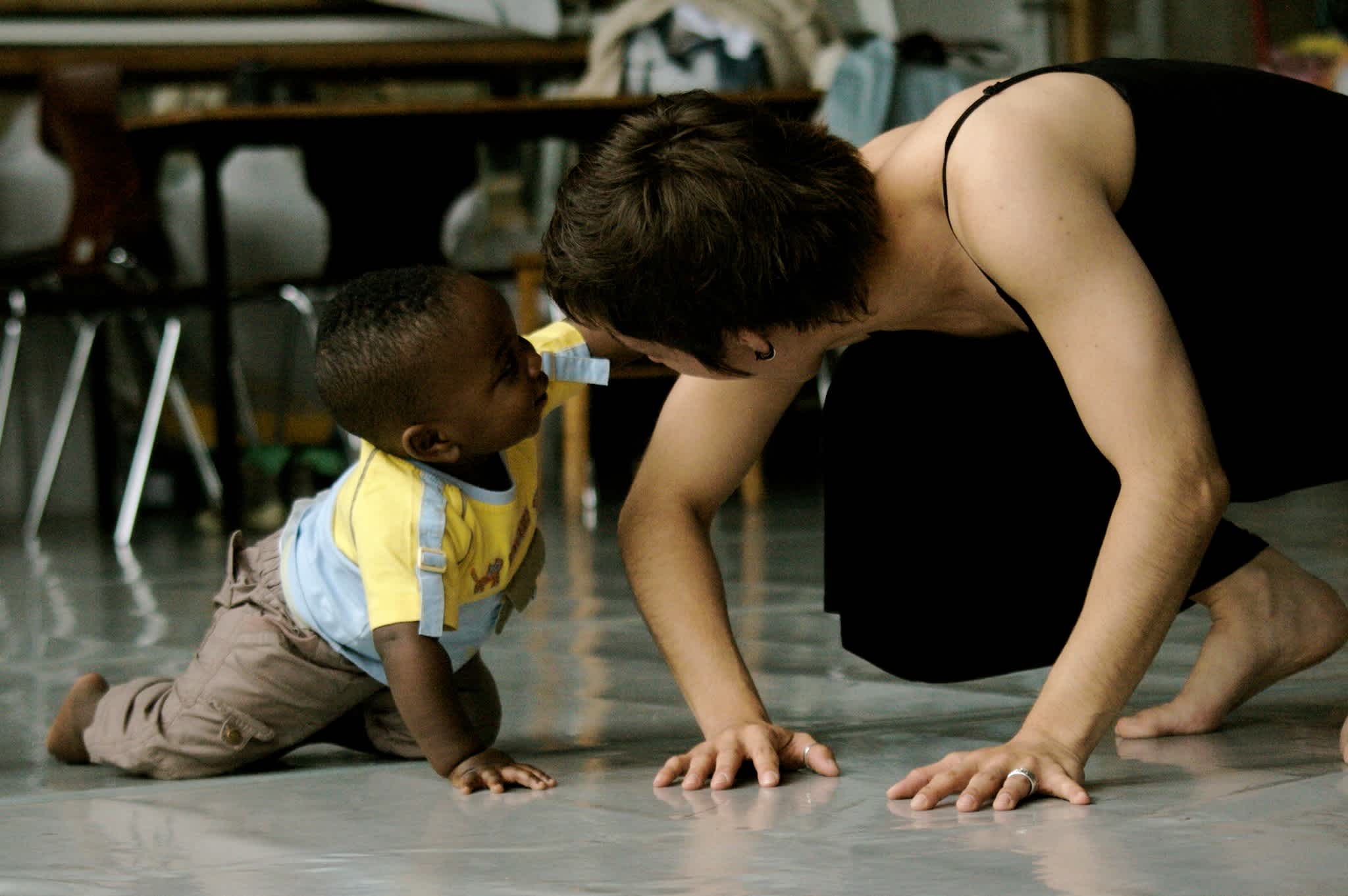 Matinées parent-bébé : Danse afro-contemporaine maman-bébé