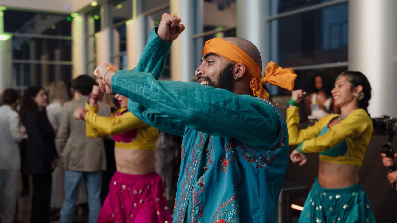 MATA - Expérience immersive de danse Bollywood - Veils of Bollywood