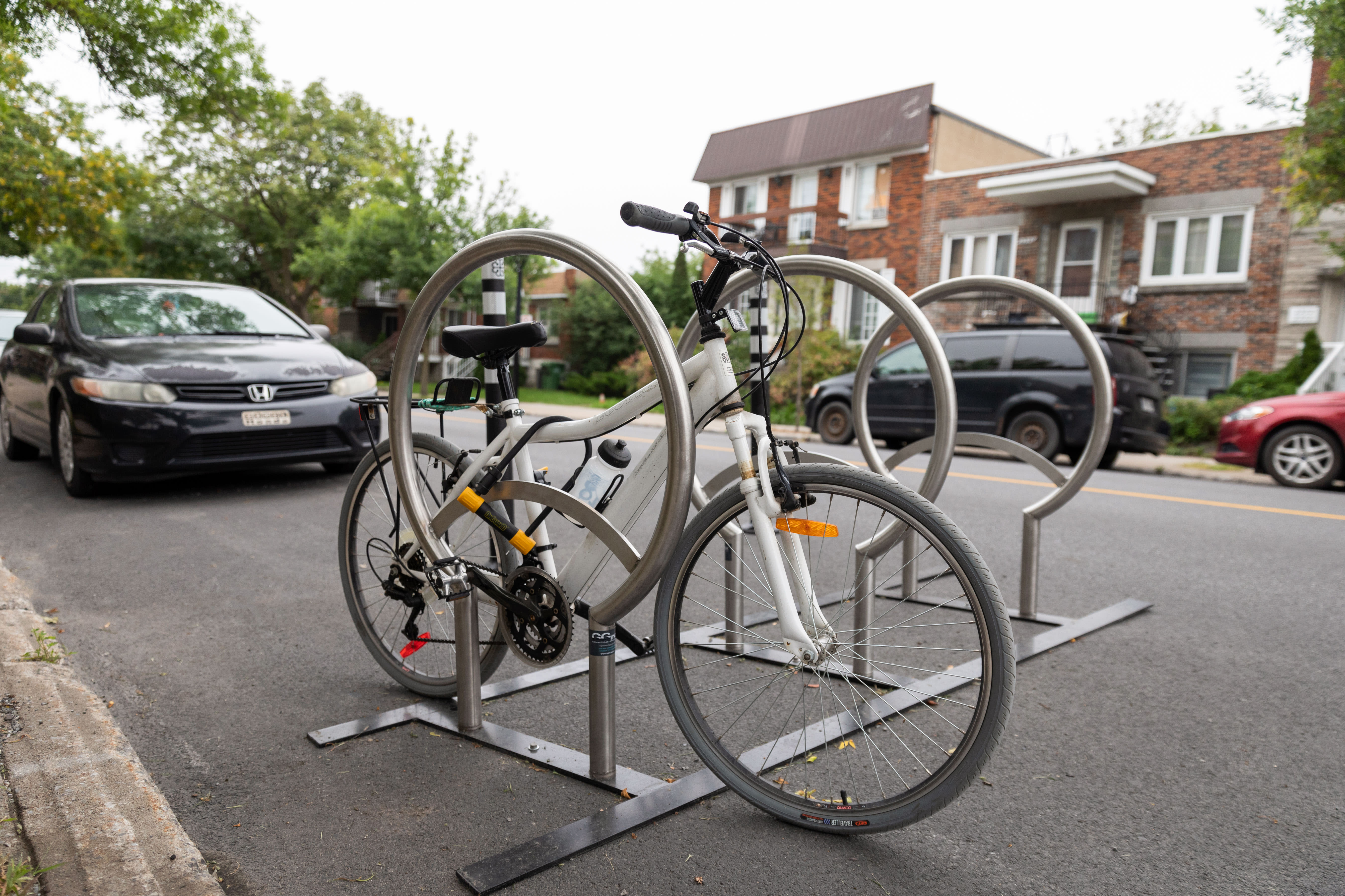 Un nouveau support à vélo de chaussée installé dans MHM