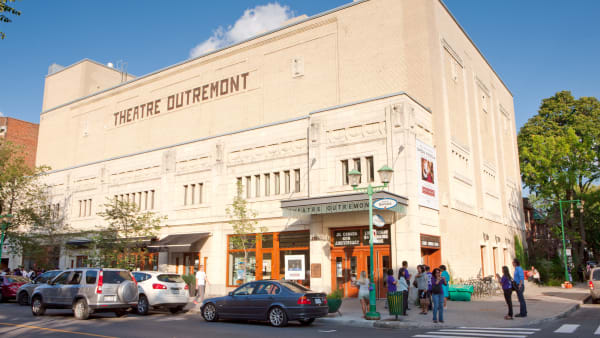 Le théâtre Outremont à Montréal.