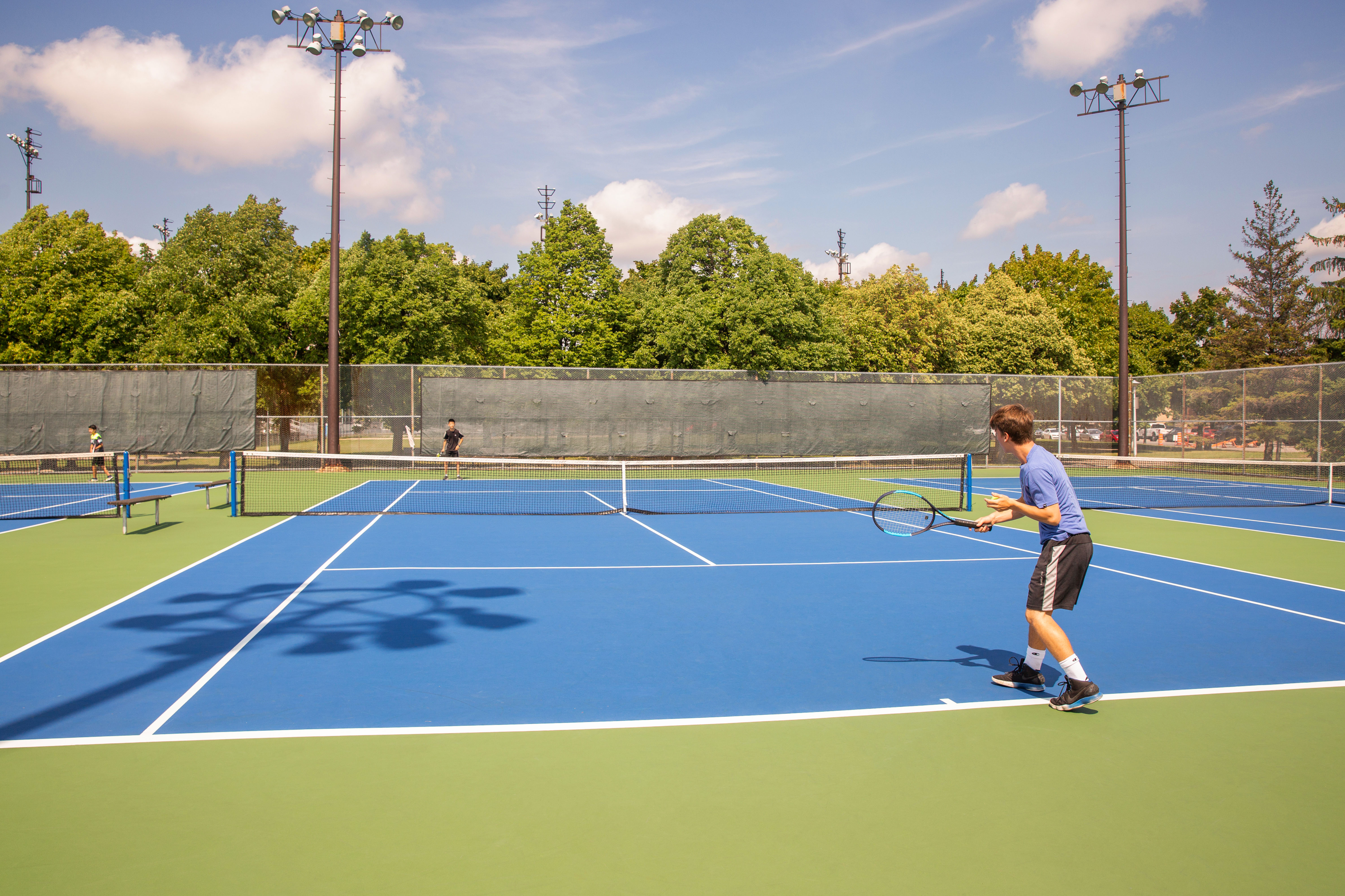 Panier de balles pour club de tennis