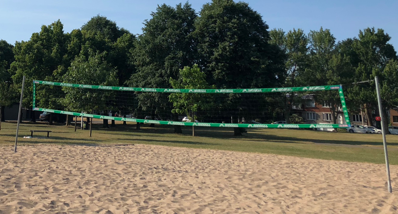 Terrain de volleyball de plage du parc JosephParé Ville de Montréal