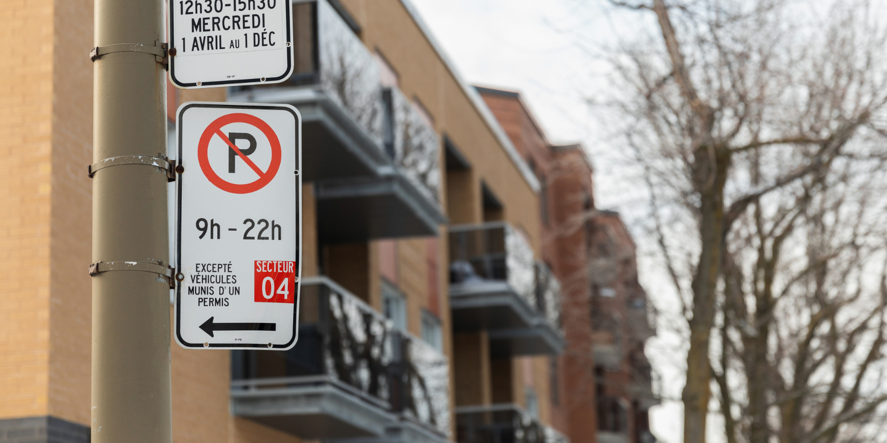 Implantation de zones de stationnement à aux abords du