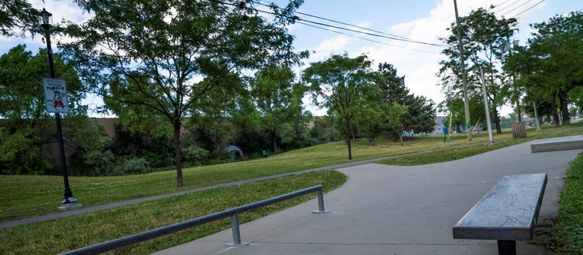  parc de planche à roulette du parc Michel-Ménard