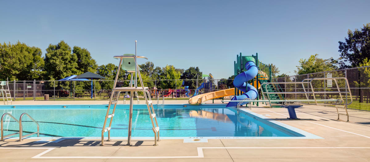 Piscine Paul-Émile-Sauvageau dans MHM