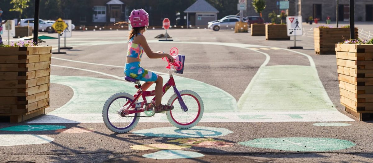 Parcours pour apprenti cycliste à la Place éphémère du Sanctuaire
